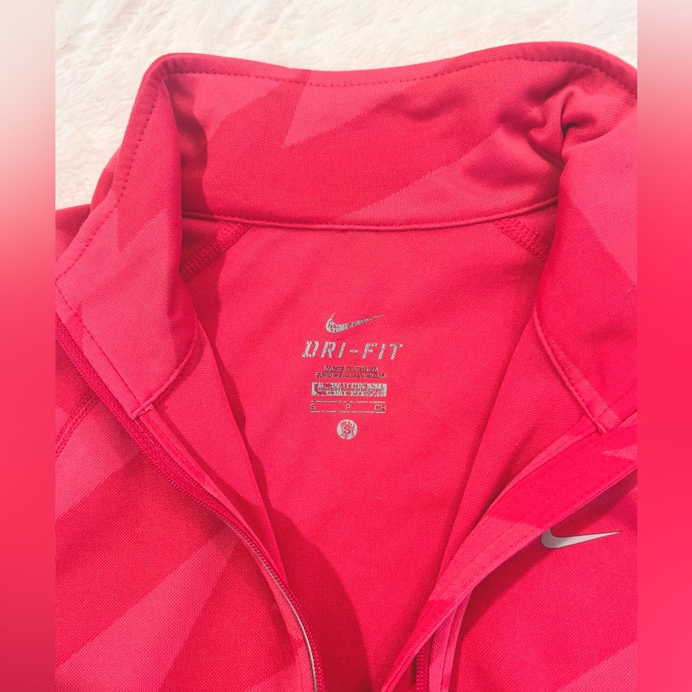 Nike Dri-FIT long sleeve quarter zip running jacket size small in hot pink - Picture 4 of 15